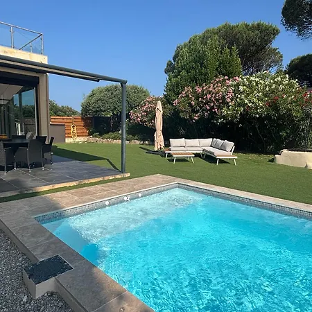 فيلة St Joseph سان تروبيه