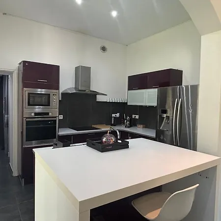 St Joseph فيلة سان تروبيه