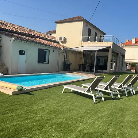 St Joseph Сен-Тропе